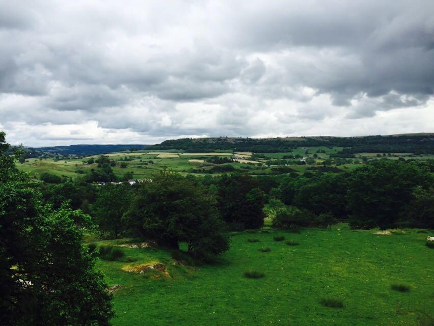 Отель Mason'S Arms Bowland Bridge Экстерьер фото