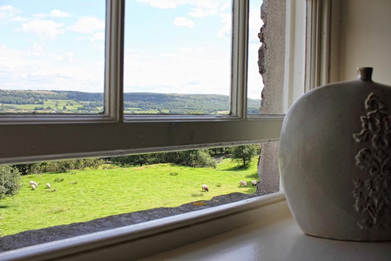 Отель Mason'S Arms Bowland Bridge Экстерьер фото